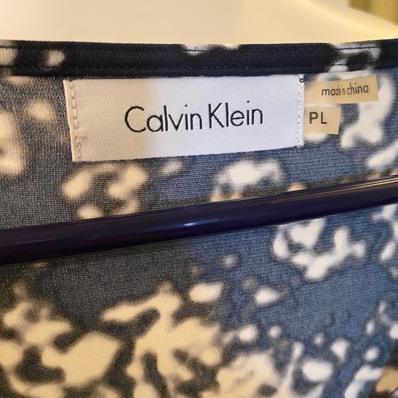 Calvin Klein cowl neck sleeveless blouse - Picture 3 of 4